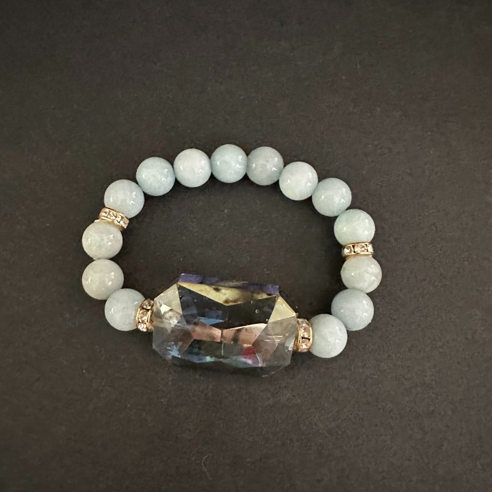 Divine Treasures Light Aquamarine-JADE Smooth Round 10mm AAA quality stone